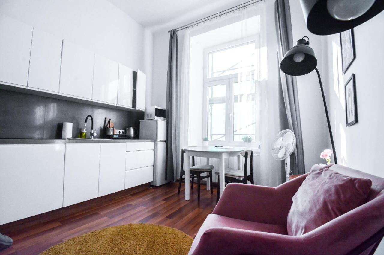 Lion Apartments - Laba Cracovia Exterior foto